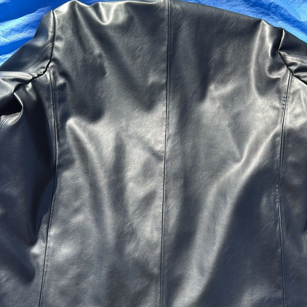 H&M Faux Leather Blazer - Picture 4 of 4